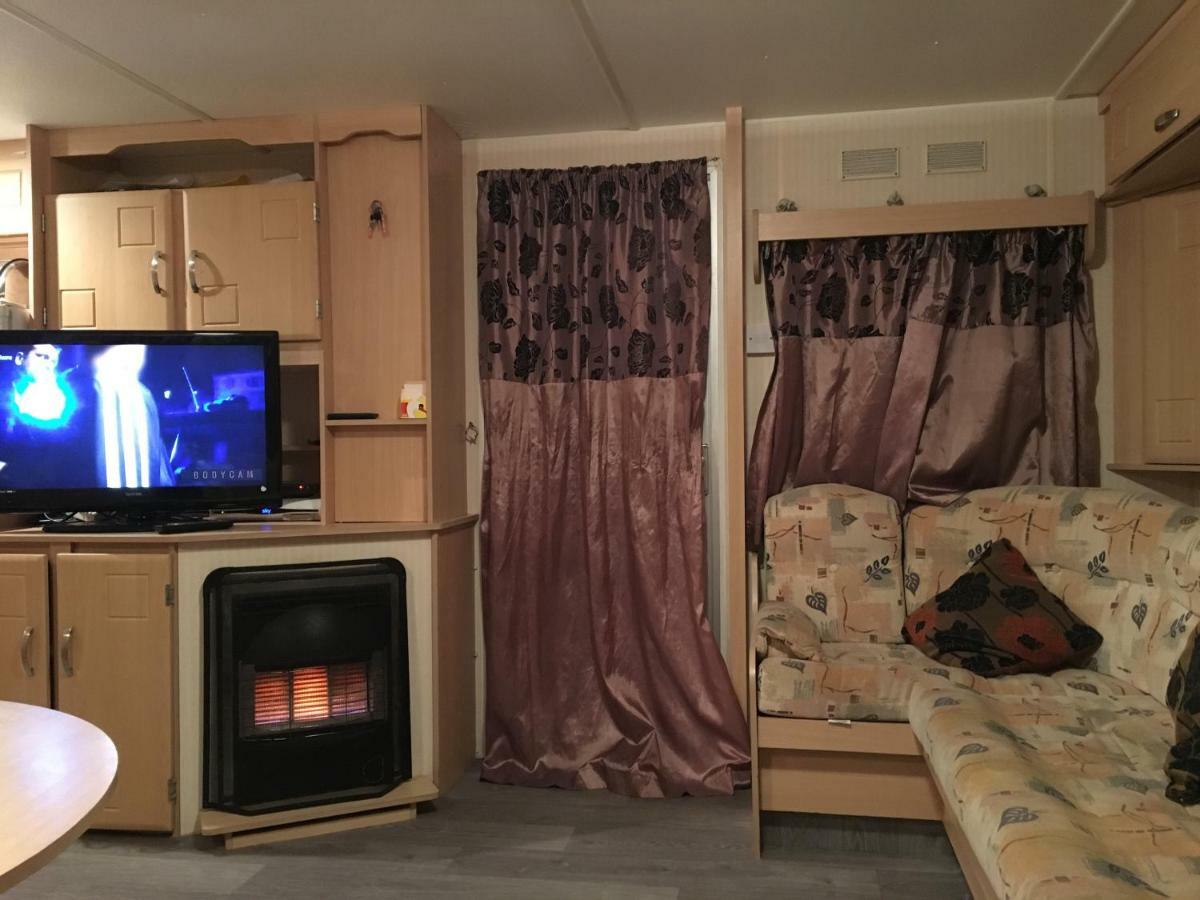 4 Bedroom Caravan Ingoldmells Skegness Bagian luar foto