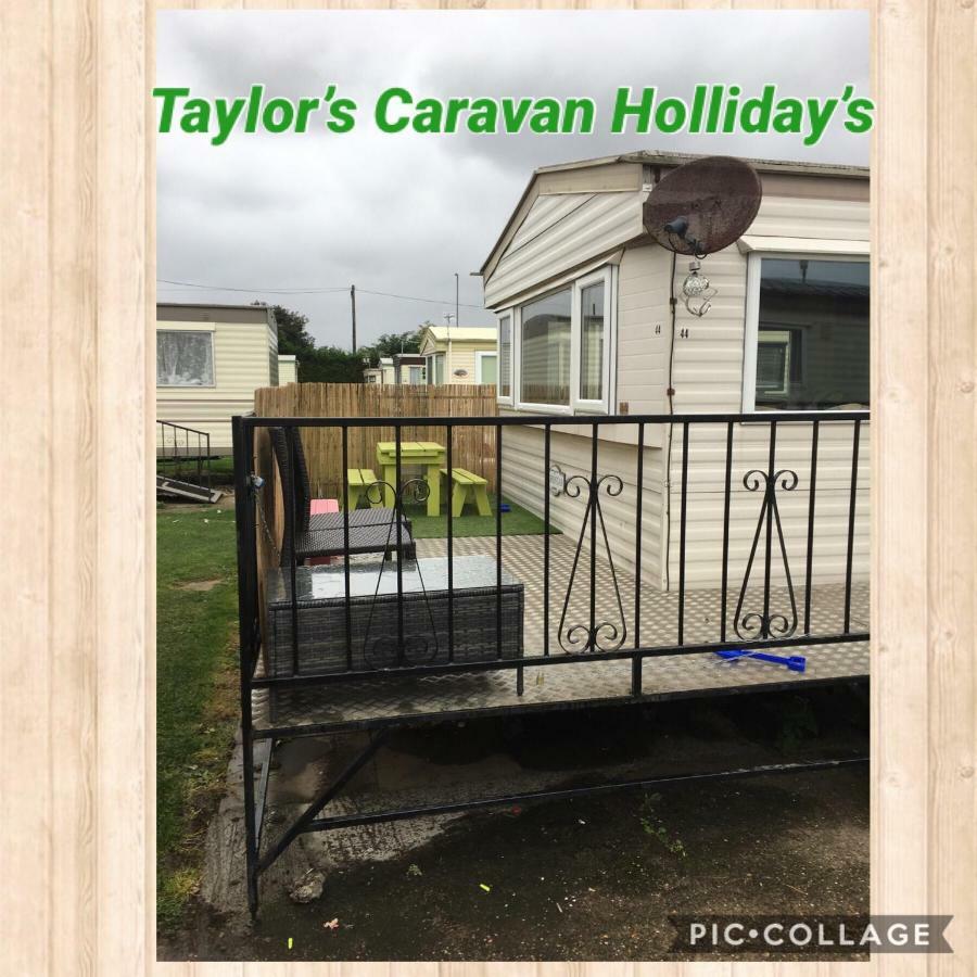 4 Bedroom Caravan Ingoldmells Skegness Bagian luar foto